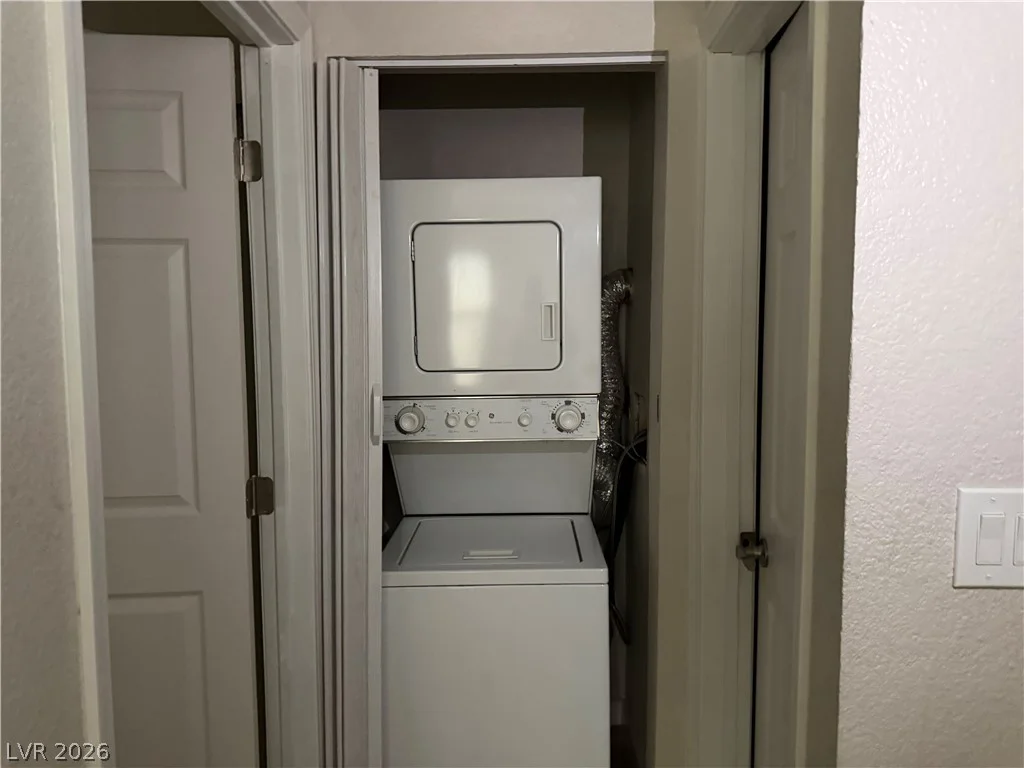 530 Elm, Las Vegas, NV 89169