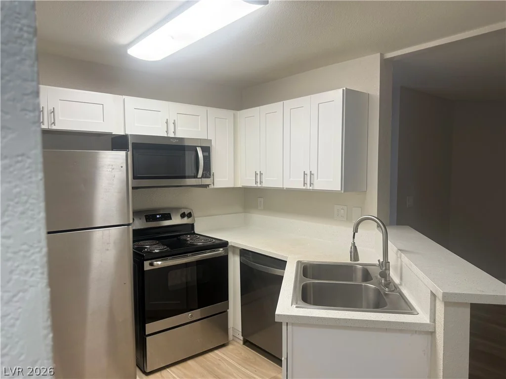 530 Elm, Las Vegas, NV 89169