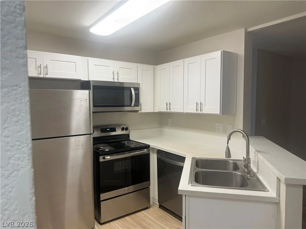 530 Elm, Las Vegas, NV 89169