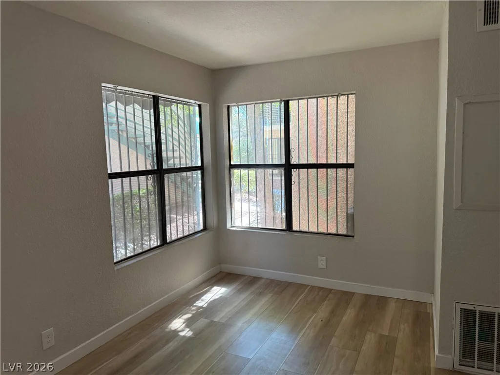530 Elm, Las Vegas, NV 89169