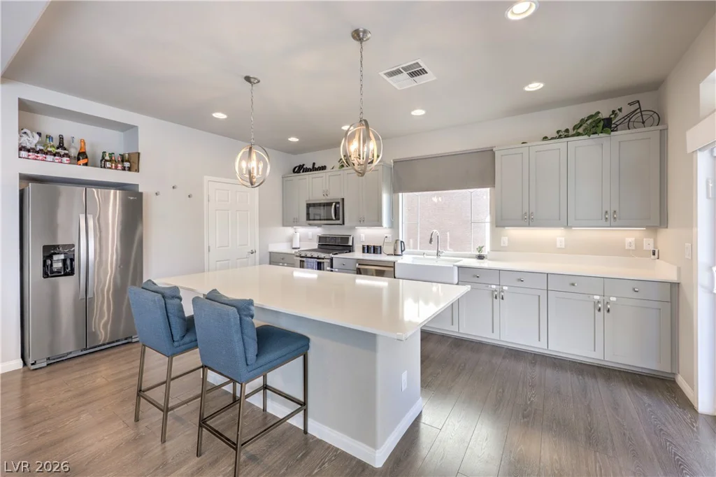 7266 Gypsy Canyon, Las Vegas, NV 89118