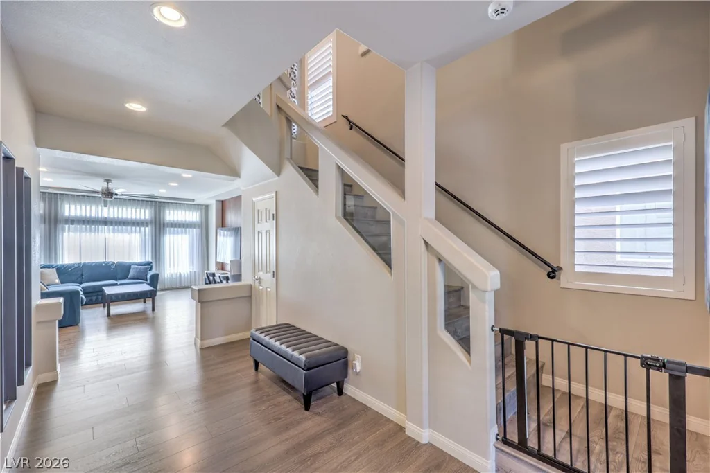 7266 Gypsy Canyon, Las Vegas, NV 89118