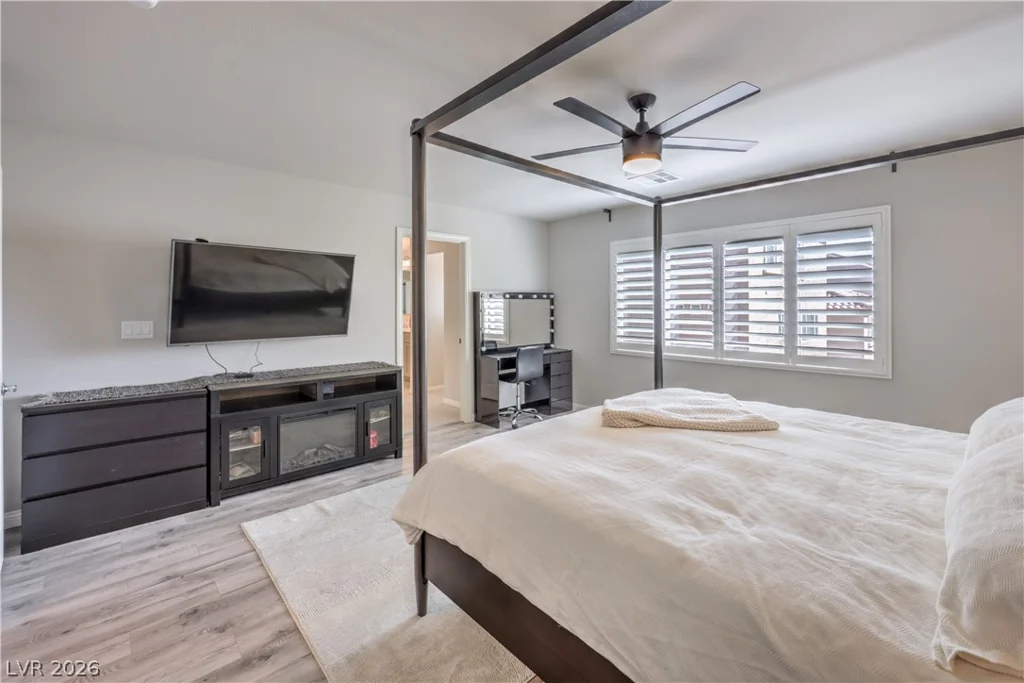 7266 Gypsy Canyon, Las Vegas, NV 89118