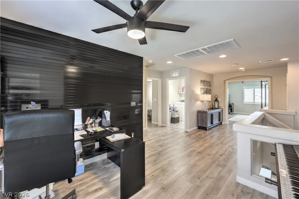 7266 Gypsy Canyon, Las Vegas, NV 89118