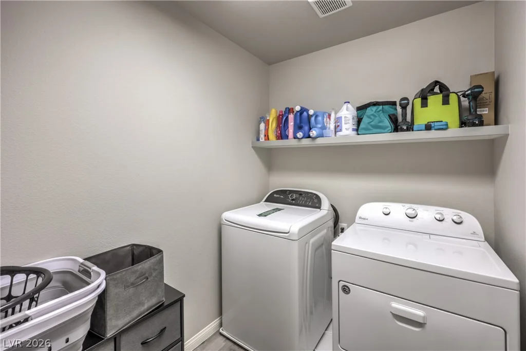 7266 Gypsy Canyon, Las Vegas, NV 89118