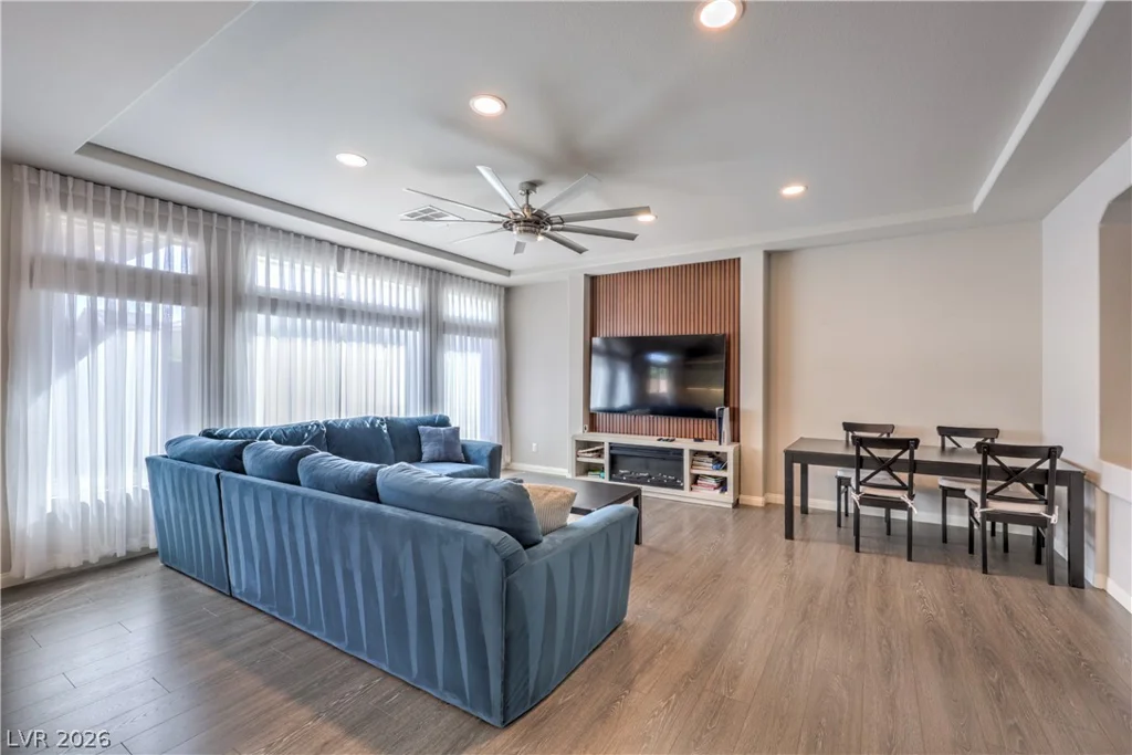 7266 Gypsy Canyon, Las Vegas, NV 89118