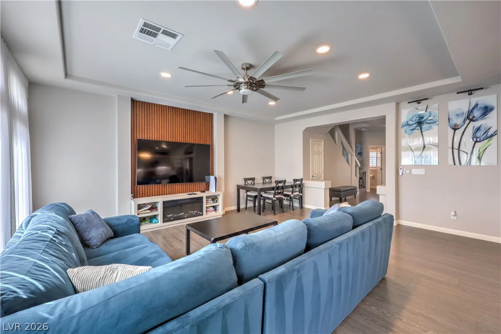 7266 Gypsy Canyon, Las Vegas, NV 89118