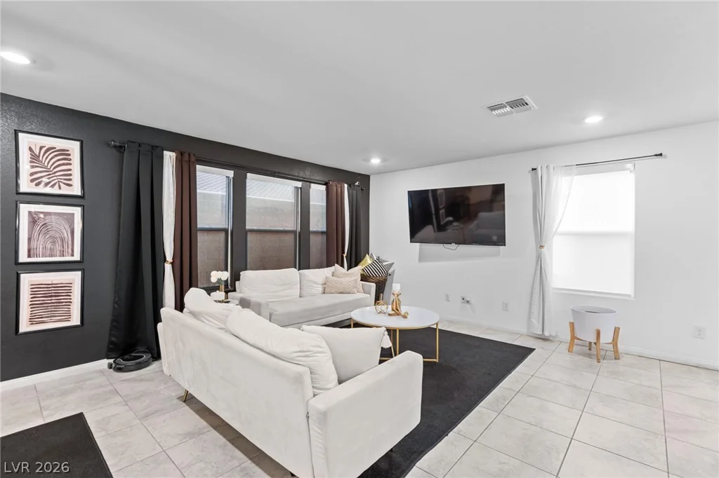 9247 Quartz Hills, Las Vegas, NV 89178