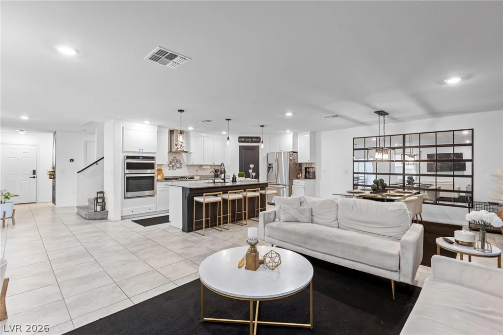 9247 Quartz Hills, Las Vegas, NV 89178