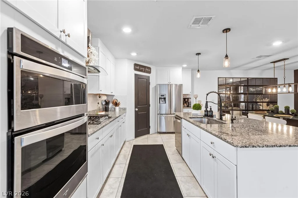 9247 Quartz Hills, Las Vegas, NV 89178