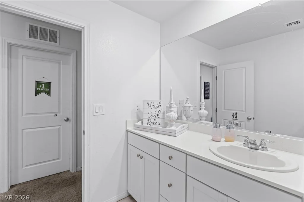 9247 Quartz Hills, Las Vegas, NV 89178