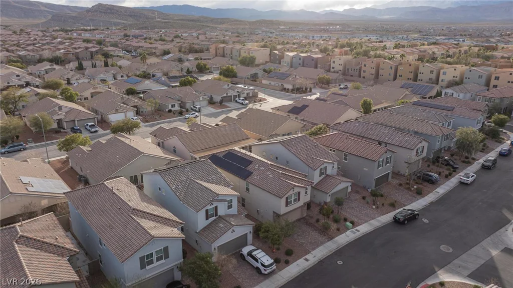 9247 Quartz Hills, Las Vegas, NV 89178
