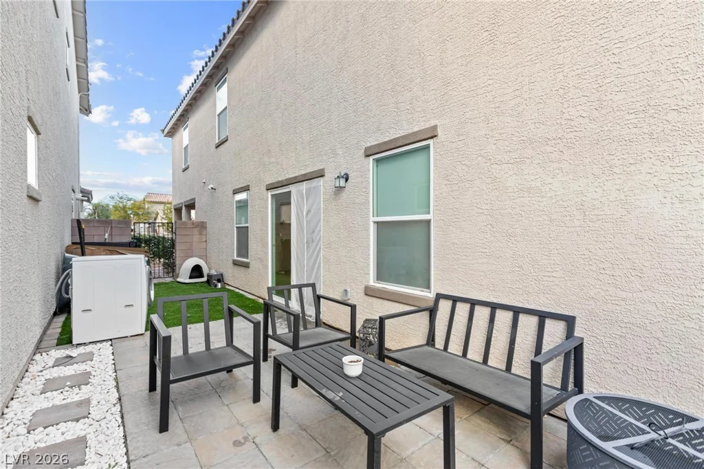 9247 Quartz Hills, Las Vegas, NV 89178