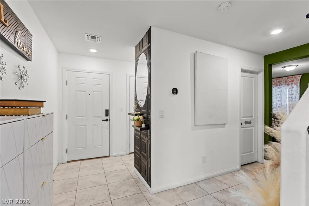 9247 Quartz Hills, Las Vegas, NV 89178