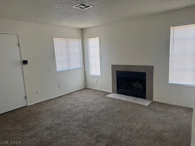 1998 Dwarf Star, Las Vegas, NV 89115