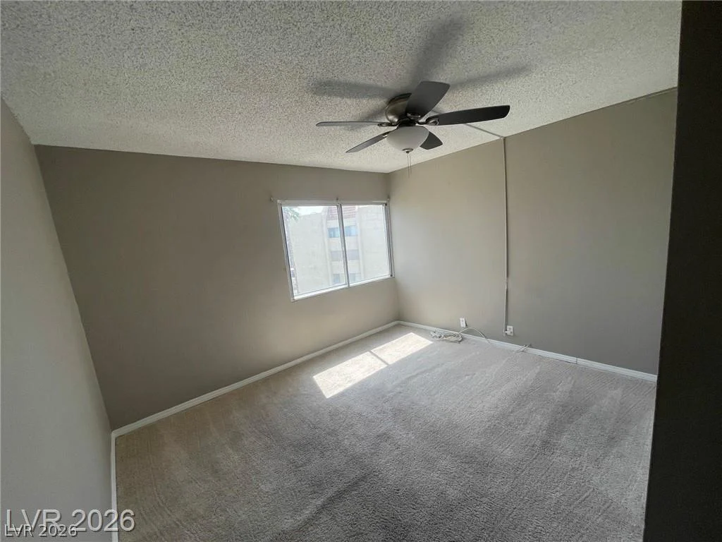 750 Royal Crest, Las Vegas, NV 89169
