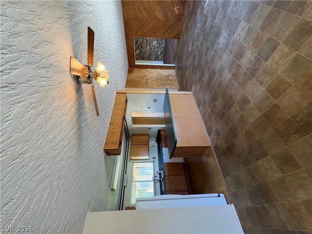 173 East Grant, Ely, NV 89301