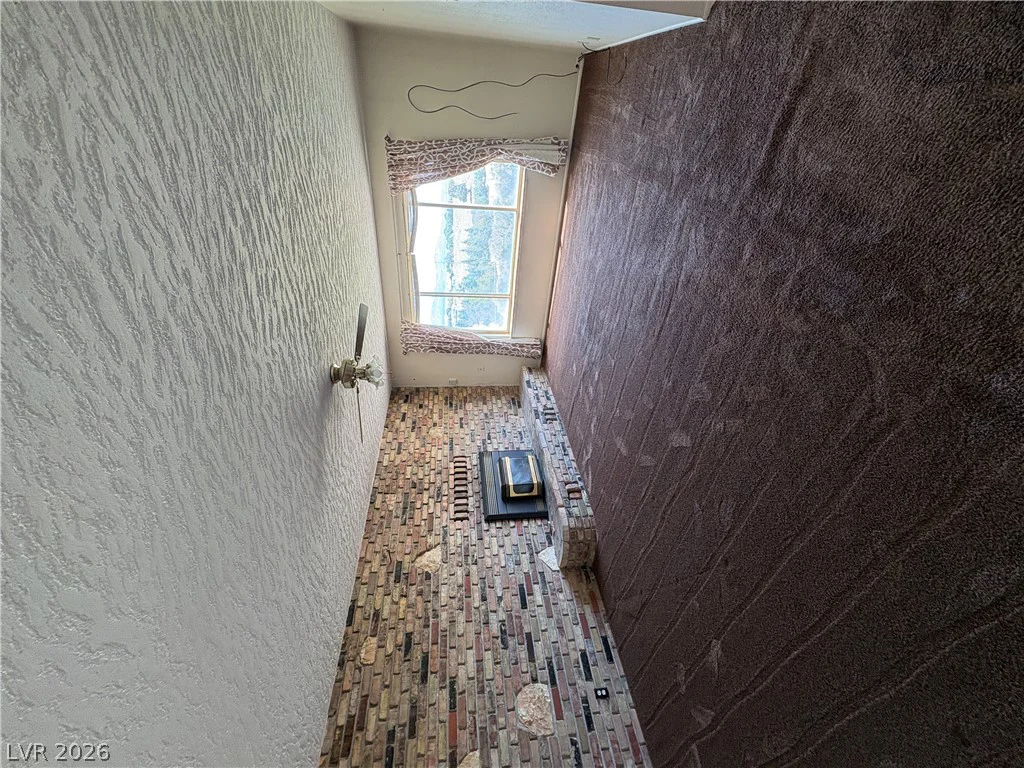 173 East Grant, Ely, NV 89301