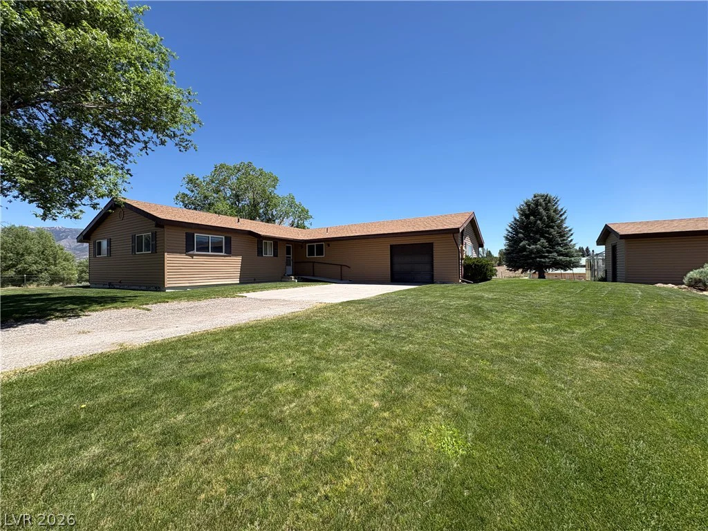 173 East Grant, Ely, NV 89301