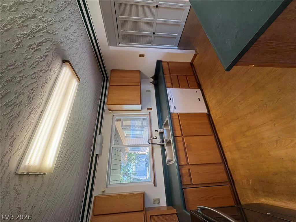 173 East Grant, Ely, NV 89301