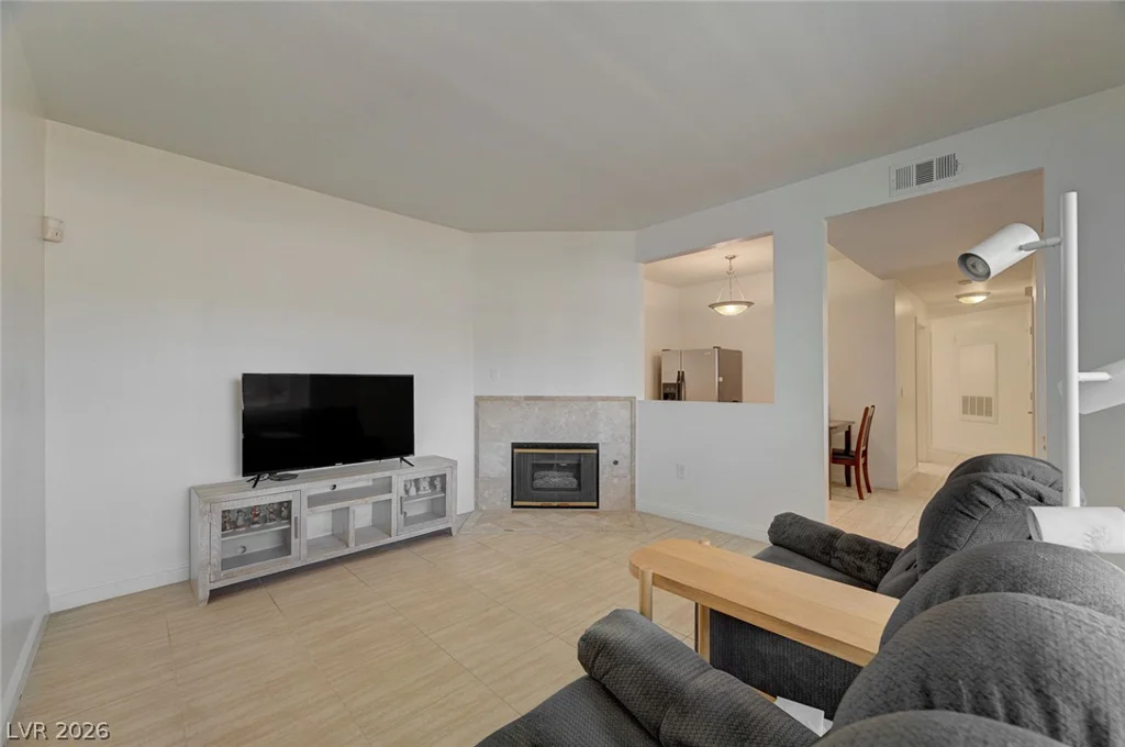 5250 Rainbow, Las Vegas, NV 89118