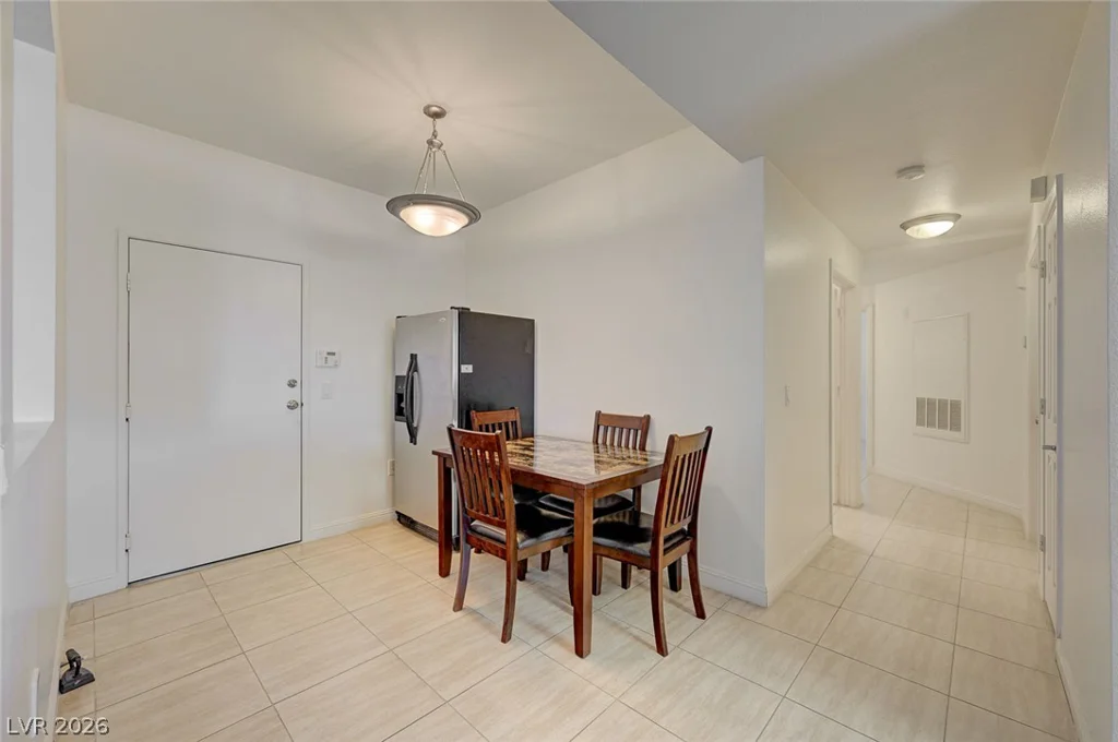 5250 Rainbow, Las Vegas, NV 89118
