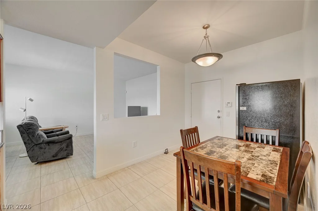5250 Rainbow, Las Vegas, NV 89118