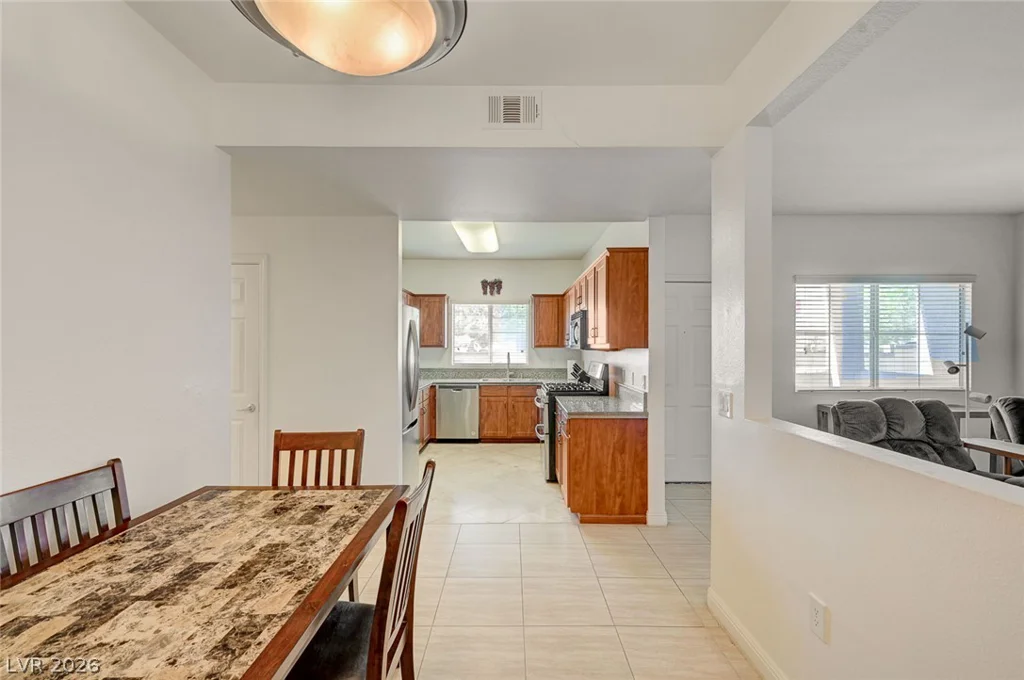 5250 Rainbow, Las Vegas, NV 89118