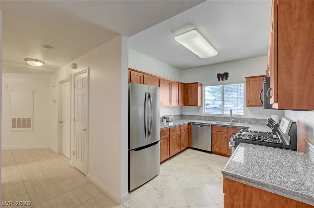 5250 Rainbow, Las Vegas, NV 89118
