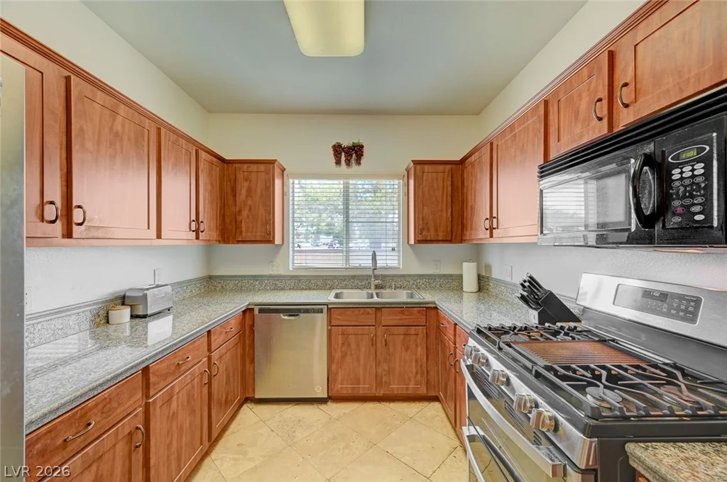 5250 Rainbow, Las Vegas, NV 89118