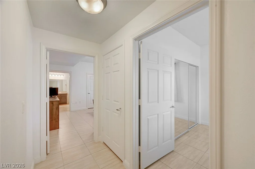 5250 Rainbow, Las Vegas, NV 89118