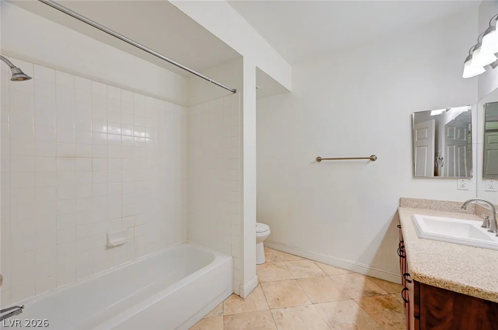 5250 Rainbow, Las Vegas, NV 89118
