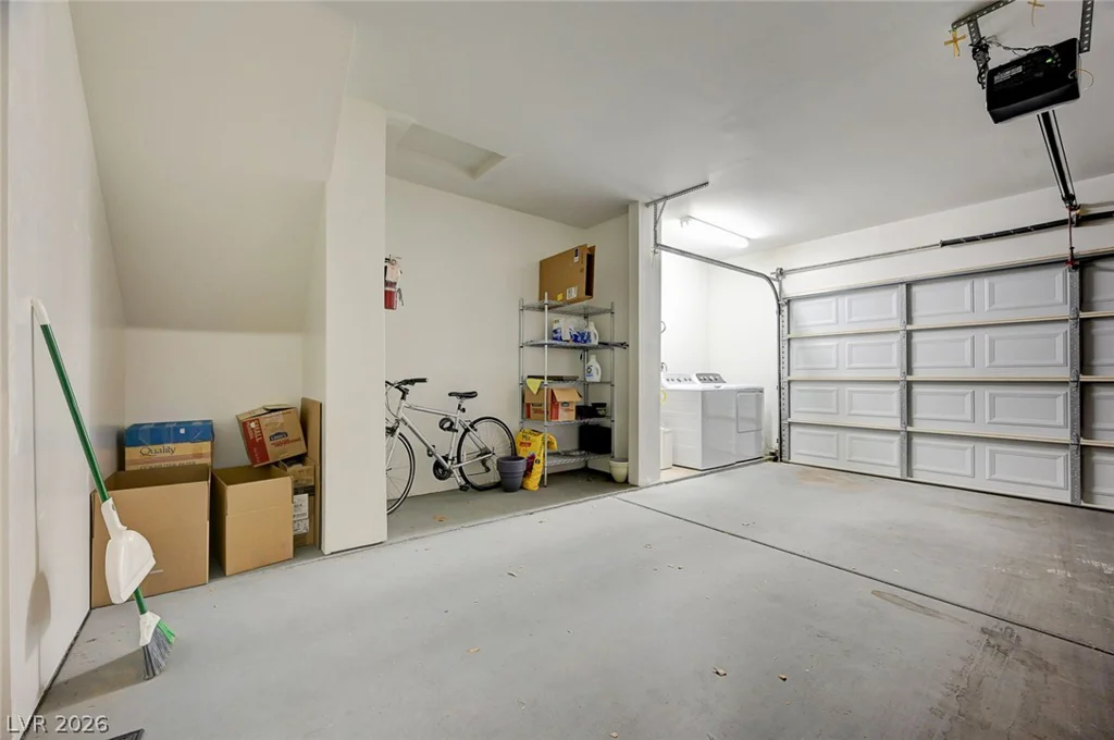 5250 Rainbow, Las Vegas, NV 89118