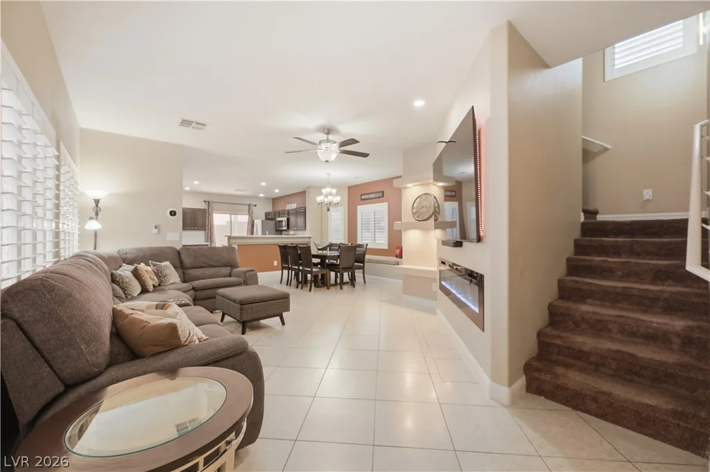 8945 Houston Ridge, Las Vegas, NV 89178