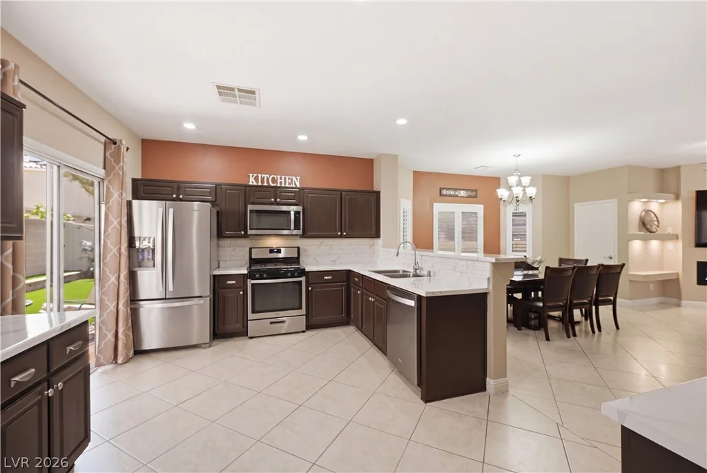 8945 Houston Ridge, Las Vegas, NV 89178