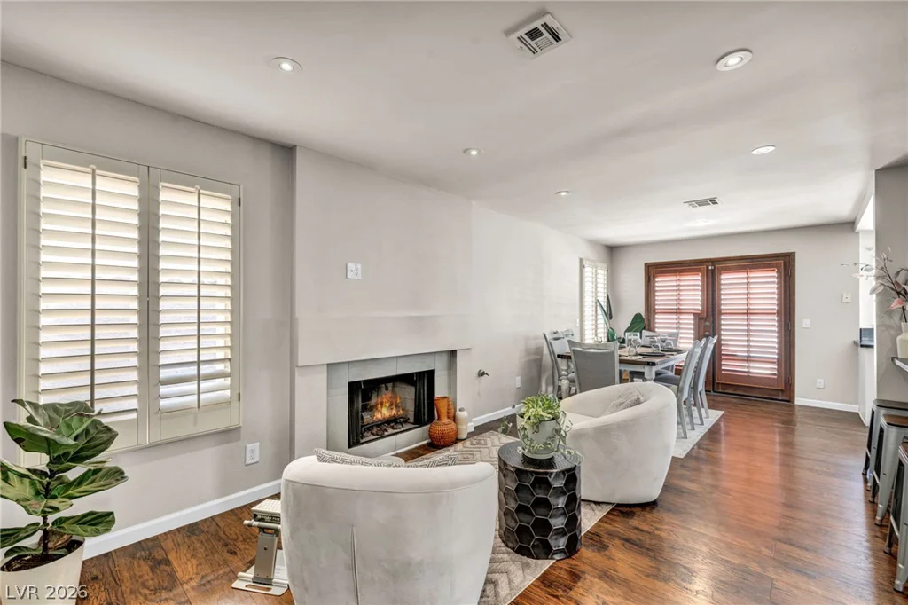 9008 Pebble Shore, Las Vegas, NV 89117