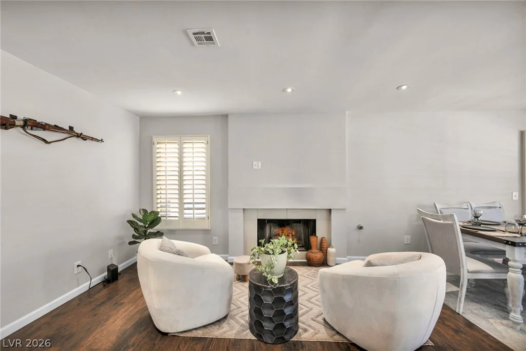 9008 Pebble Shore, Las Vegas, NV 89117