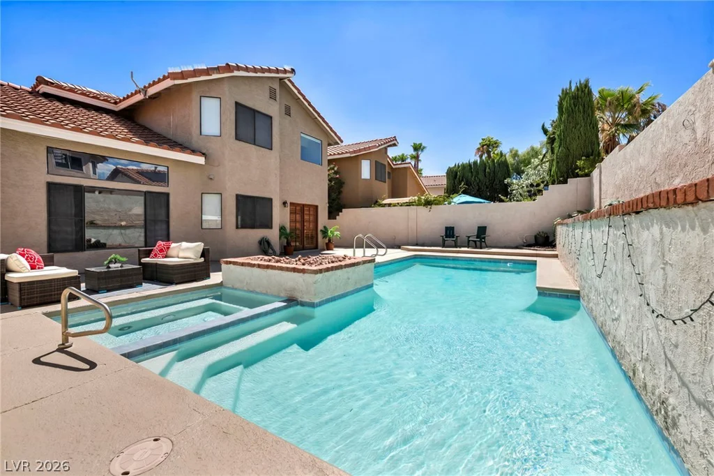 9008 Pebble Shore, Las Vegas, NV 89117