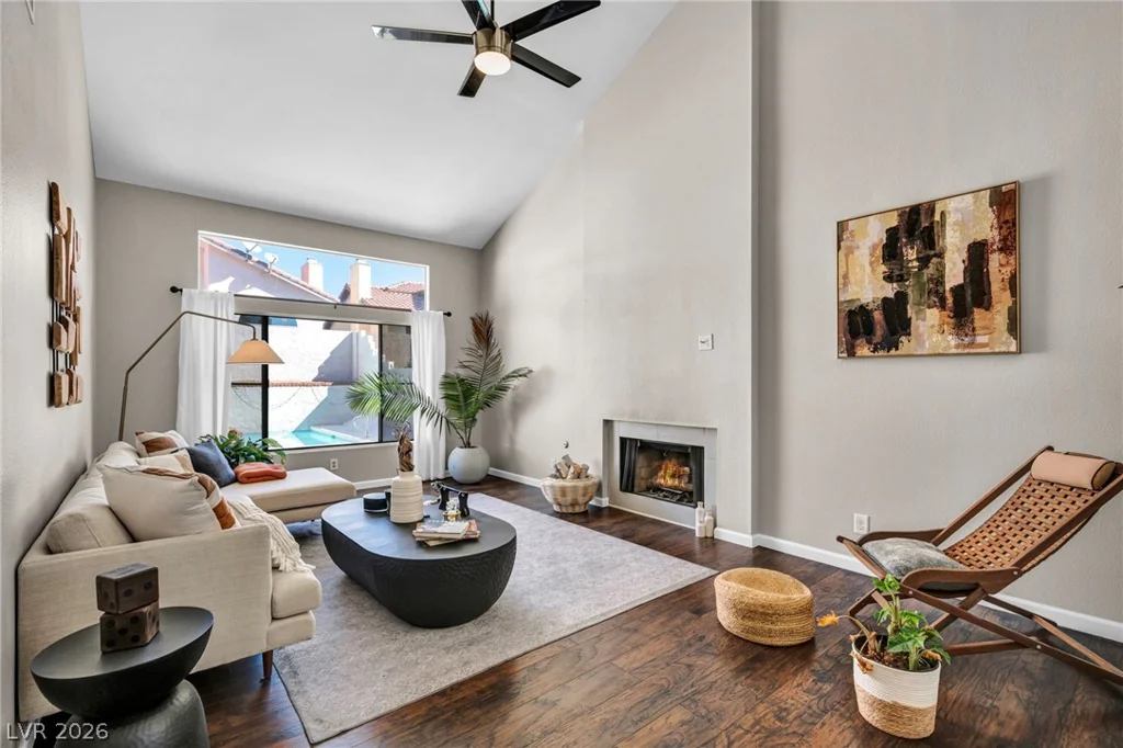 9008 Pebble Shore, Las Vegas, NV 89117