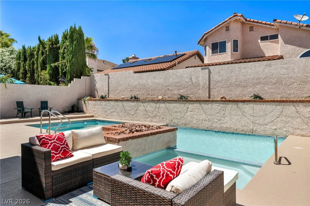 9008 Pebble Shore, Las Vegas, NV 89117