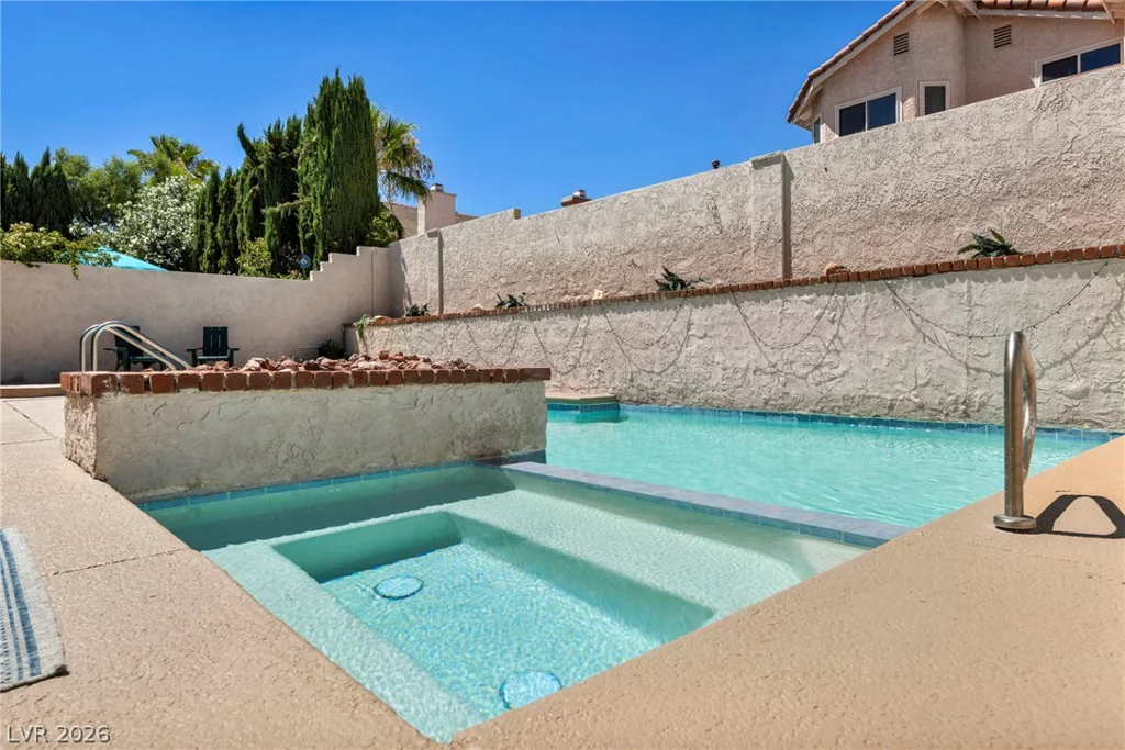 9008 Pebble Shore, Las Vegas, NV 89117