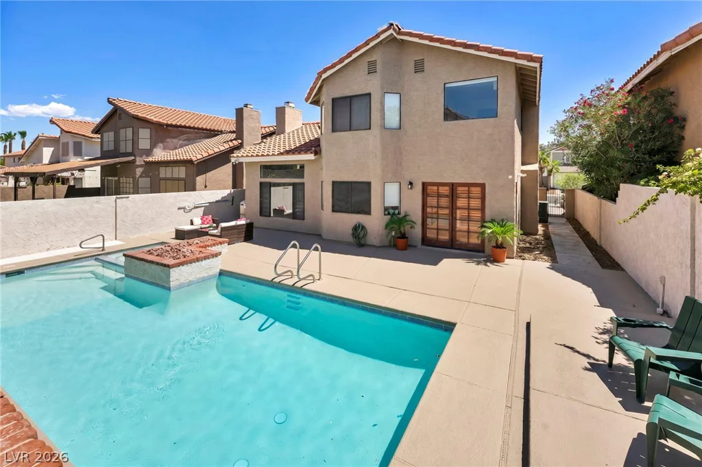 9008 Pebble Shore, Las Vegas, NV 89117