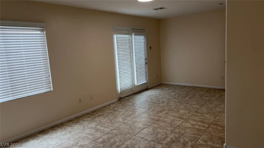 7608 Stray Horse, Las Vegas, NV 89113