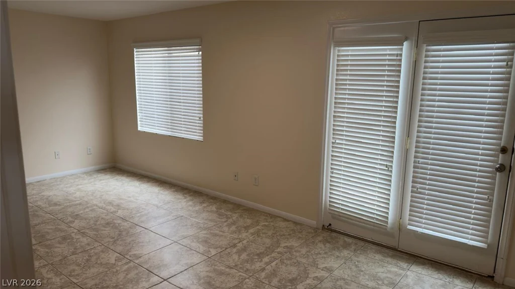 7608 Stray Horse, Las Vegas, NV 89113