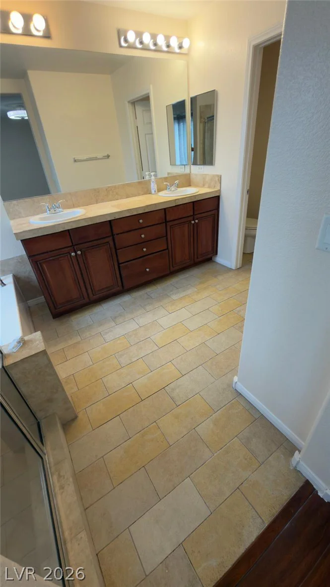 7608 Stray Horse, Las Vegas, NV 89113