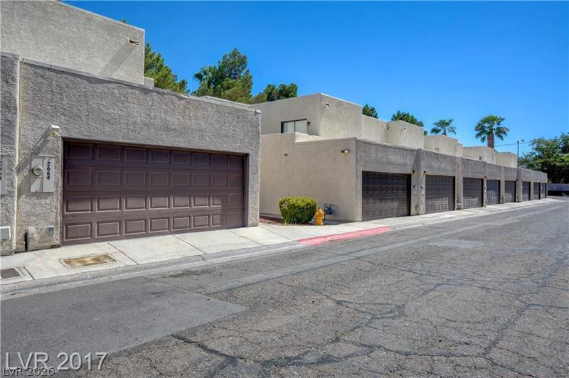2654 Aracatuba, Las Vegas, NV 89121