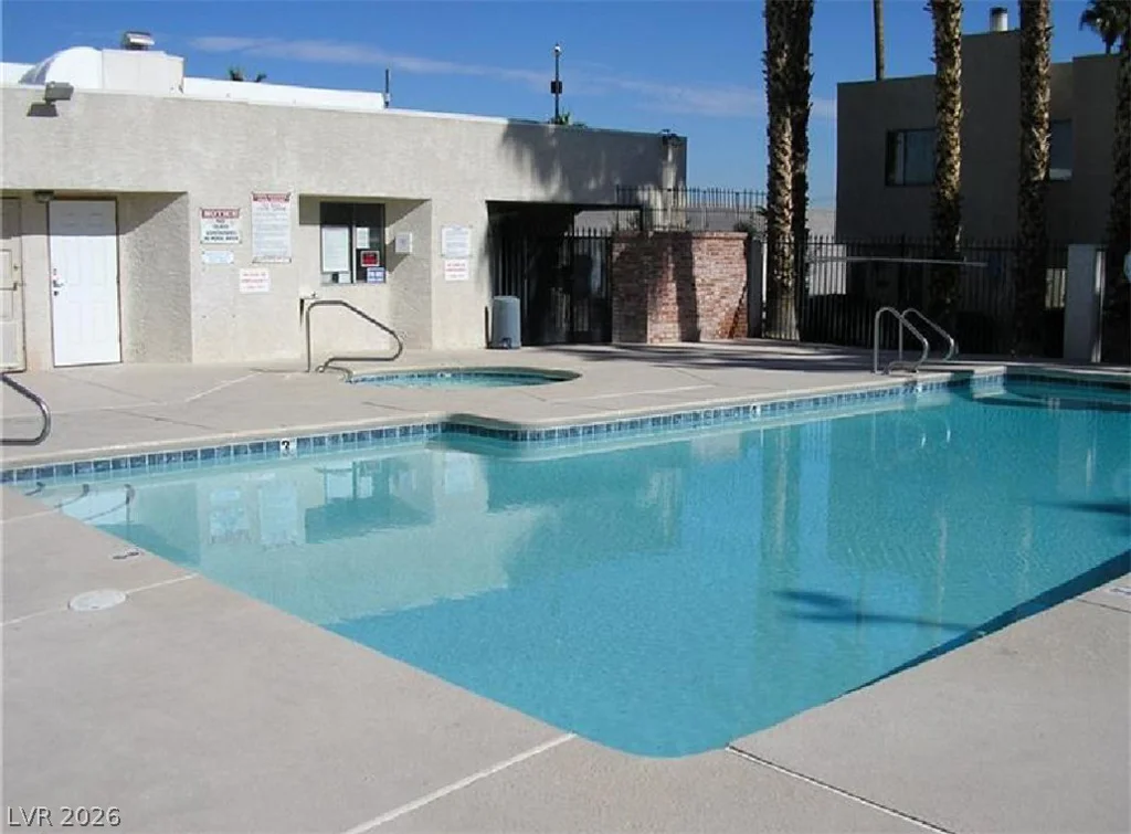 2654 Aracatuba, Las Vegas, NV 89121