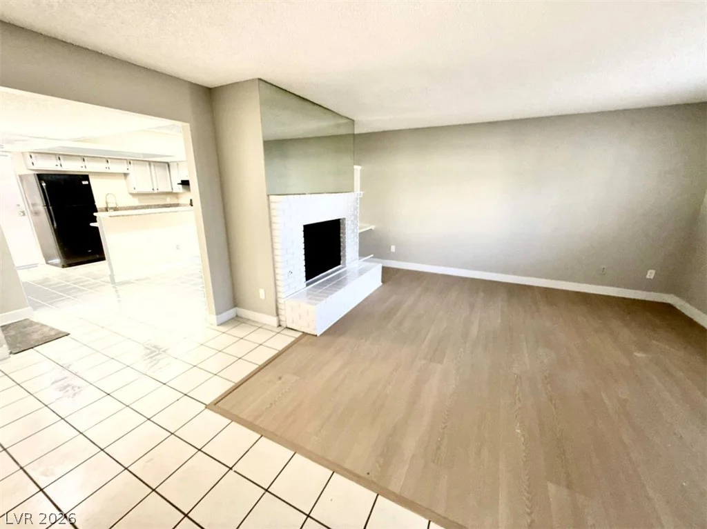 2654 Aracatuba, Las Vegas, NV 89121