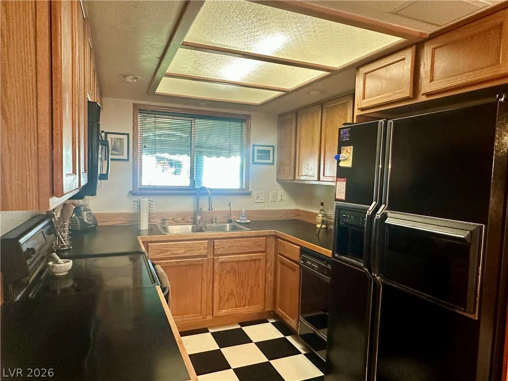 2104 Valley, Las Vegas, NV 89108