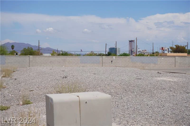 2201 Dunkee, Las Vegas, NV 89106